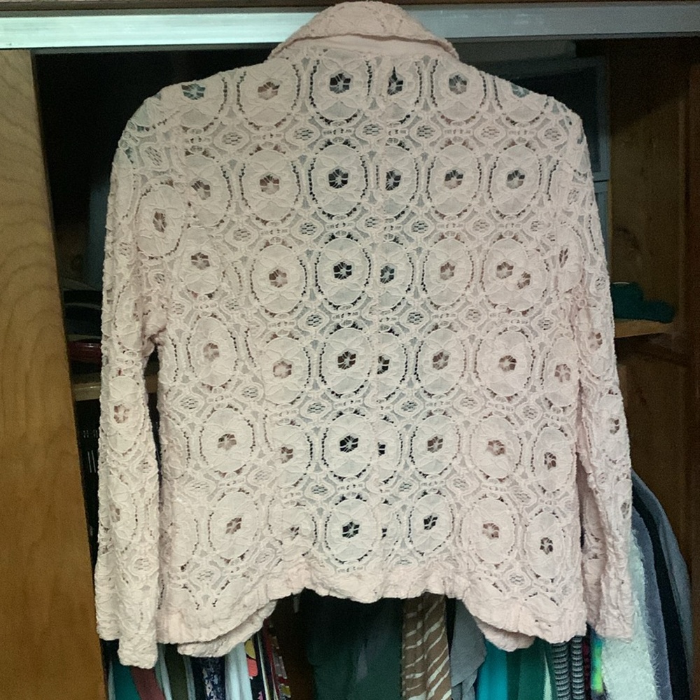 Light Pink Cropped One Button Blazer - Picture 4 of 4
